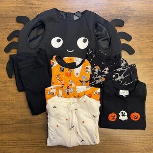 Black Spider Kids Costume & Other Halloween Clothing Bundle